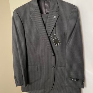 New with tag Men’s suit
